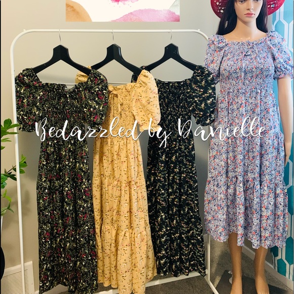 Smocked Maxi dress available in blue, black and beige - Picture 2 of 3